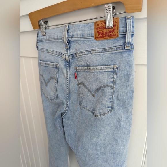 720 High Rise Super Skinny Jeans - Picture 3 of 4